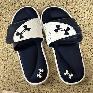 UA slides boys size 6